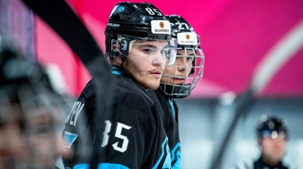 Тимофей Ковгореня и Егор Клавдиев подписали контракты с хоккейным минским "Динамо" Тимофей Ковгореня и Егор Клавдиев подписали контракты с хоккейным минским "Динамо"