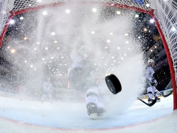 Хоккей. Крэйг Вудкрофт: если взять семь пропущенных шайб, то пять — это потери, индивидуальные ошибки, их надо убирать
Хоккей. Крэйг Вудкрофт: если взять семь пропущенных шайб, то пять — это потери, индивидуальные ошибки, их надо убирать