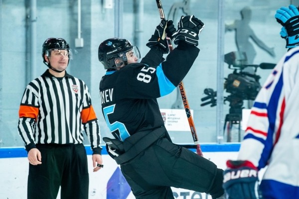 Хоккей.  Егор Клавдиев близок к переходу в минское "Динамо"
 