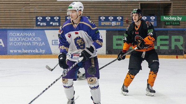 Хоккеисты "Шахтера" разгромили "Могилев" в белорусской экстралиге
