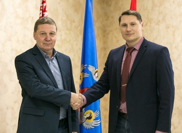 Футбол. Сергей Яромко официально назначен главным тренером "Минска"
Футбол. Сергей Яромко официально назначен главным тренером "Минска"