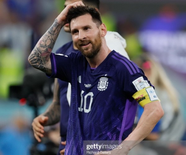 Футбол. Форвард сборной Аргентины Лионель Месси вышел на поле против Австралии в своем тысячном официальном матче!
Футбол. Форвард сборной Аргентины Лионель Месси вышел на поле против Австралии в своем тысячном официальном матче!