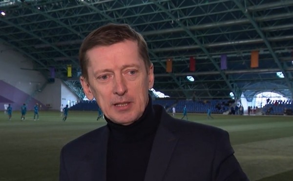 Футбол. Юрий Вергейчик: лимит зарплат в высшей лиге — это абсолютно правильно. Есть вопросы, о которых даже вслух нельзя говорить
Футбол. Юрий Вергейчик: лимит зарплат в высшей лиге — это абсолютно правильно. Есть вопросы, о которых даже вслух нельзя говорить