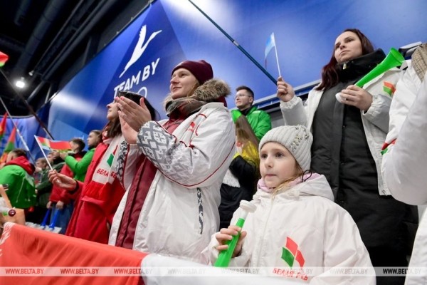 Хоккейная команда Президента Беларуси выиграла в матче любительского турнира