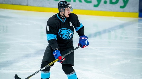 Тимофей Ковгореня и Егор Клавдиев подписали контракты с хоккейным минским "Динамо" Тимофей Ковгореня и Егор Клавдиев подписали контракты с хоккейным минским "Динамо"