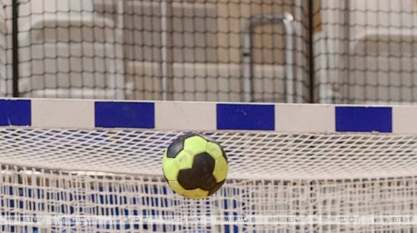 Белорусские гандболисты начали подготовку к матчам в Бахрейне Белорусские гандболисты начали подготовку к матчам в Бахрейне