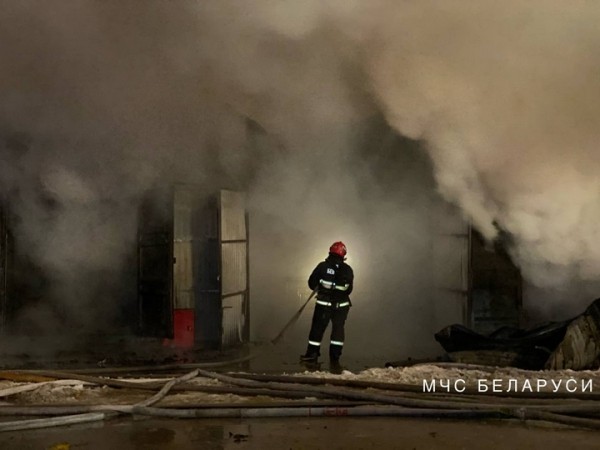 Футбол. Пожар на территории строящегося Национального стадиона в Минске ликвидирован. Пострадавших нет
Футбол. Пожар на территории строящегося Национального стадиона в Минске ликвидирован. Пострадавших нет