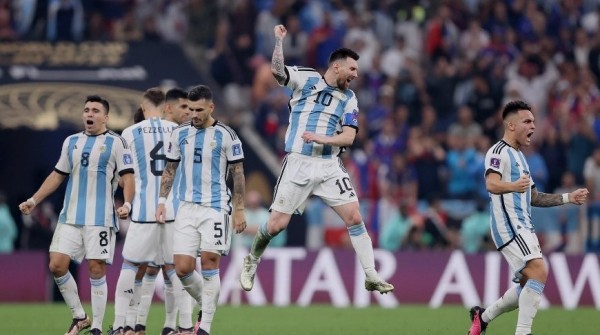 Сборная Аргентины в третий раз стала чемпионом мира по футболу Сборная Аргентины в третий раз стала чемпионом мира по футболу