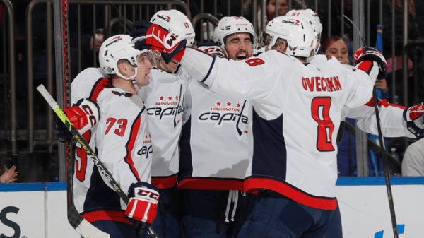 Хоккей.  НХЛ. Алексей Протас помог "Вашингтону" одержать пятую победу подряд
  