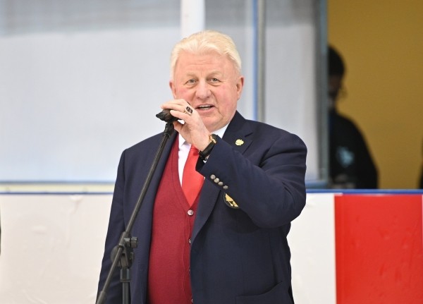 Хоккей.  Владимир Мышкин о Кубке Союза: сколько болельщиков на трибунах! Посмотрите, какие радостные лица у хоккеистов!
 