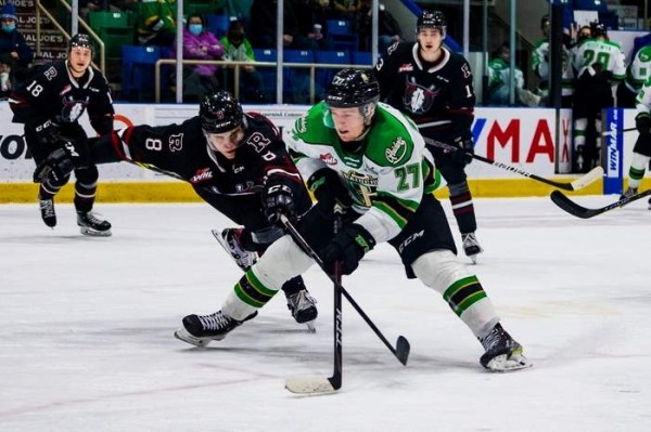 Хоккей. Шило набрал два балла в WHL и был признан первой звездой матча, Жигалов сделал 30 сейвов и одержал очередную победу
Хоккей. Шило набрал два балла в WHL и был признан первой звездой матча, Жигалов сделал 30 сейвов и одержал очередную победу