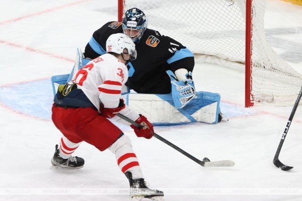 Хоккеисты минского "Динамо" проиграли восьмой матч подряд в КХЛ