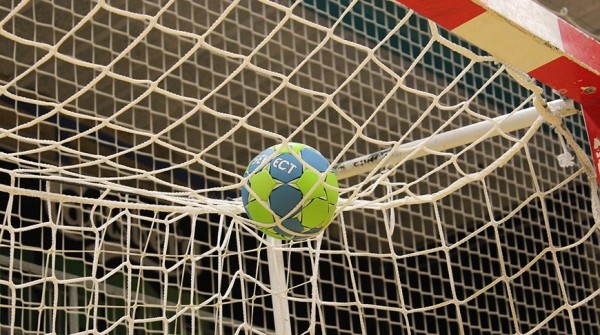 Гандболистки "БНТУ-БелАЗа" вышли на первое место в чемпионате Беларуси