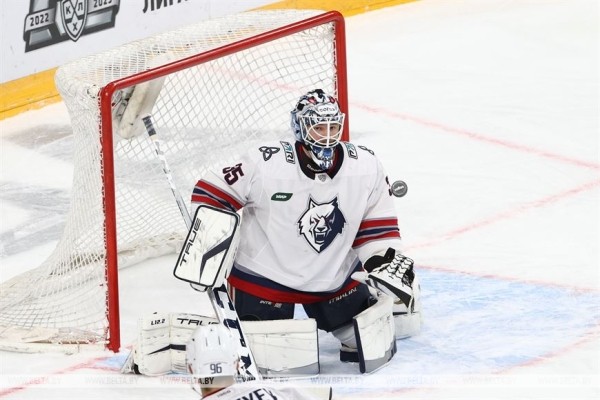 Хоккейное минское "Динамо" потерпело шестое поражение подряд