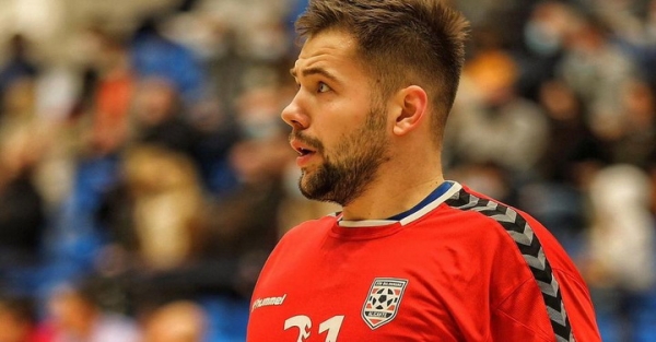 Гандбол.  Белорусский голкипер Павел Мискевич перешел в клуб сильнейшего дивизиона чемпионата Исландии
 