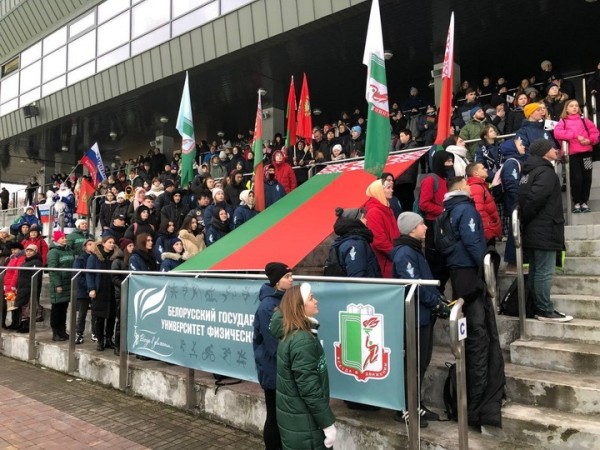 Биатлон. Первый день этапа Кубка Содружества в Раубичах собрал на трибунах аншлаг
Биатлон. Первый день этапа Кубка Содружества в Раубичах собрал на трибунах аншлаг