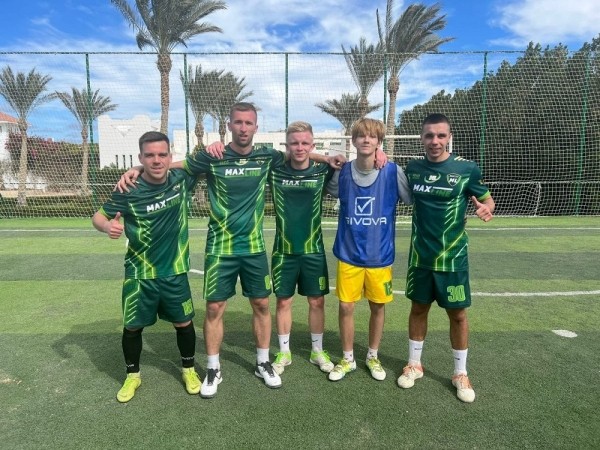 Футбол. "Макслайн" продолжит участие в чемпионате Беларуси, но переедет в другой город
Футбол. "Макслайн" продолжит участие в чемпионате Беларуси, но переедет в другой город