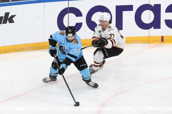 Хоккеисты минского "Динамо" проиграли третий матч подряд в КХЛ 