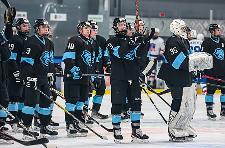 Хоккей. МХЛ. "Динамо-Шинник" в гостях победило "Сахалинских Акул"
Хоккей. МХЛ. "Динамо-Шинник" в гостях победило "Сахалинских Акул"