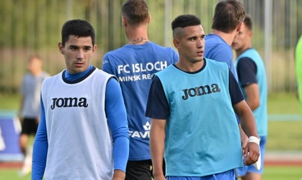 Футбол.  Братья Дмитрий и Руслан Лисаковичи покидают "Ислочь"
 