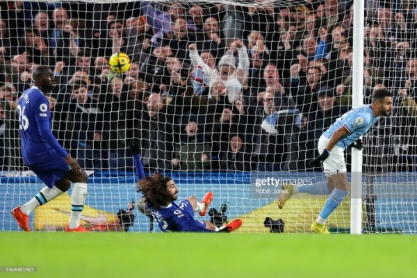 Футбол. Чемпионат Англии. "Манчестер Сити" на выезде переиграл "Челси"
Футбол. Чемпионат Англии. "Манчестер Сити" на выезде переиграл "Челси"