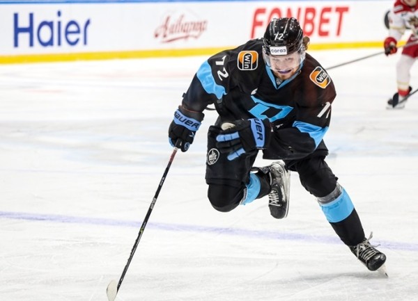 Хоккей.  КХЛ. "Динамо" Мн — "Амур". Второй матч домашней серии начнется в 19.10
  