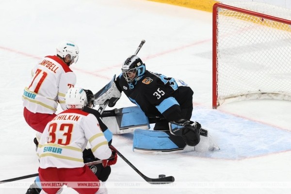 Минское "Динамо" дома уступило "Куньлуню" в матче КХЛ