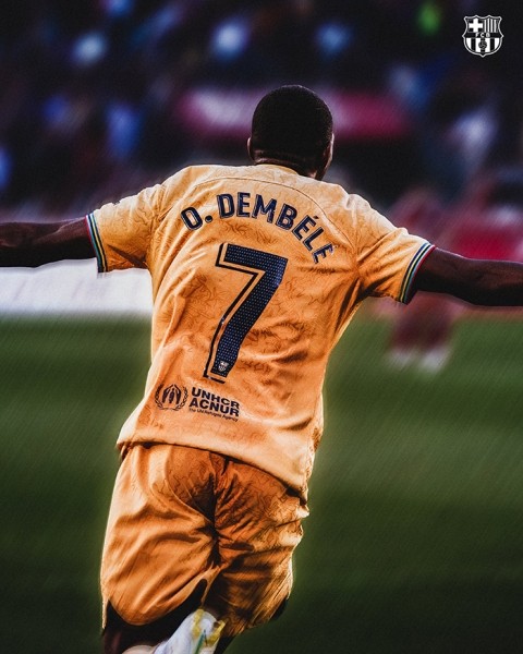 Футбол.  Чемпионат Испании. Гол Дембеле принес "Барселоне" победу в матче с "Атлетико"
 