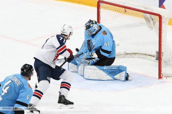 Хоккеисты минского "Динамо" уступили нижегородскому "Торпедо" в КХЛ