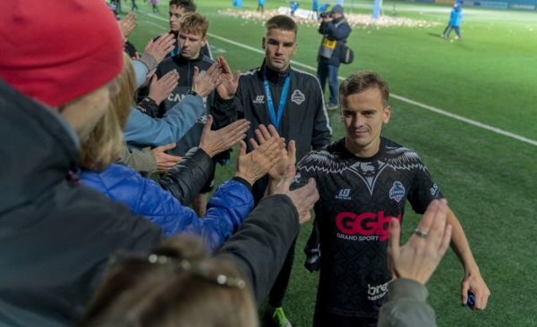 Футбол. "Крумкачы" отказались от выступления в первой лиге
Футбол. "Крумкачы" отказались от выступления в первой лиге