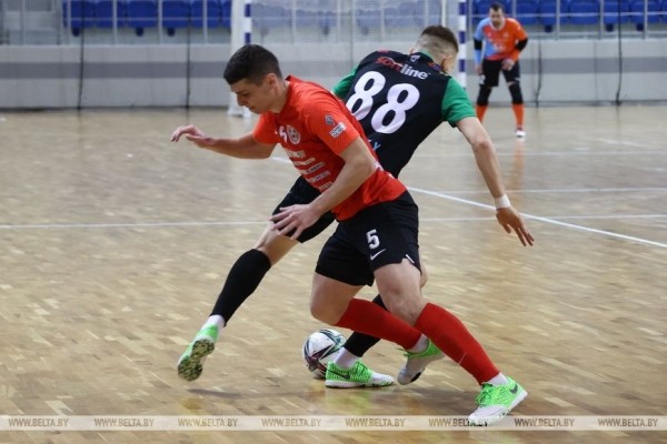 "Столица" во второй раз выиграла Кубок Беларуси по мини-футболу "Столица" во второй раз выиграла Кубок Беларуси по мини-футболу