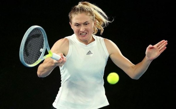 Теннис. Александра Саснович стартовала на "Australian open" с победы и встретится в следующем круге с 3-й ракеткой турнира
Теннис. Александра Саснович стартовала на "Australian open" с победы и встретится в следующем круге с 3-й ракеткой турнира