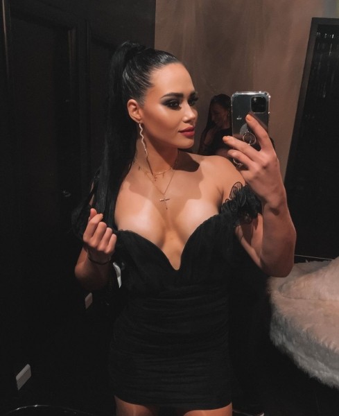 Гандбол.  Мария Коновал поделилась фото в провокационном декольте
 