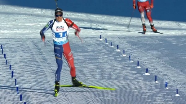 Биатлон. Кентен Фийон-Майе перепутал коридоры на финише и чуть не отдал бронзу ЧМ в миксте австрийцам. Француз успел вернуться
Биатлон. Кентен Фийон-Майе перепутал коридоры на финише и чуть не отдал бронзу ЧМ в миксте австрийцам. Француз успел вернуться