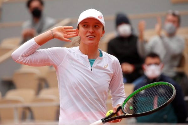 Теннис.  Ига Швентек о желании Соболенко стать N1: мне все равно, я сосредоточена на себе. Не особо слежу за другими игроками
 