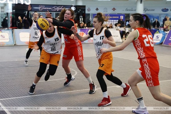 ФОТОФАКТ: Международный турнир Palova-Snowball по баскетболу 3х3 завершился в Минске ФОТОФАКТ: Международный турнир Palova-Snowball по баскетболу 3х3 завершился в Минске