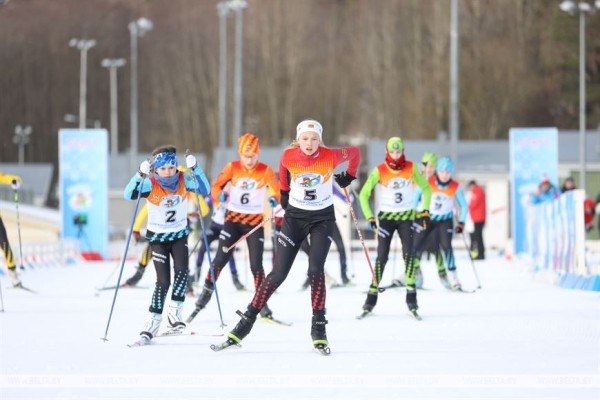 В "Раубичах" завершился финал республиканских соревнований по биатлону "Снежный снайпер"