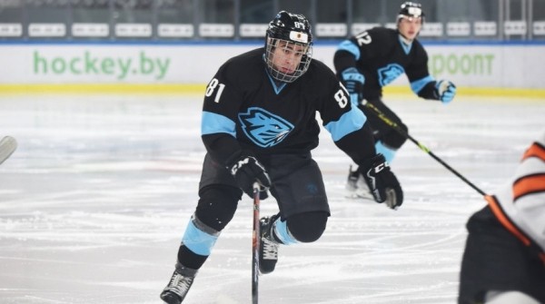 Хоккеисты "Динамо-Шинника" выиграли третий матч подряд в МХЛ