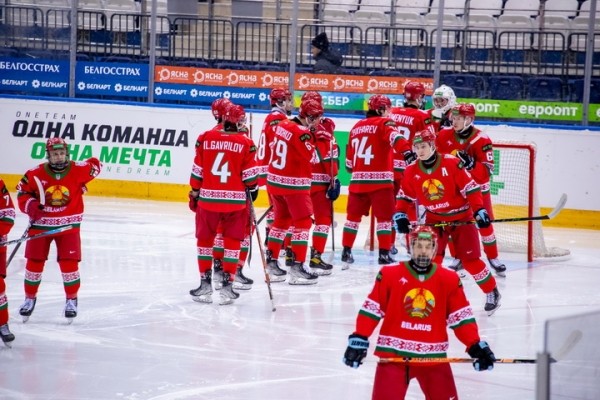 Хоккей.  Молодежная сборная Беларуси победила россиян (U-18) и выиграла Кубок Будущего
 