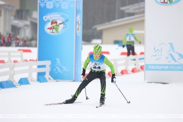 Антон Смольский на финале "Снежного снайпера": юным биатлонистам желаю чистой стрельбы и быстрого хода