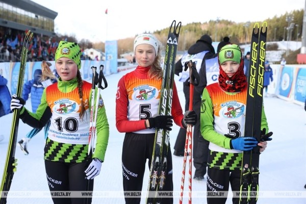 ФОТОФАКТ: Финальный этап республиканских соревнований "Снежный снайпер" проходит в "Раубичах"