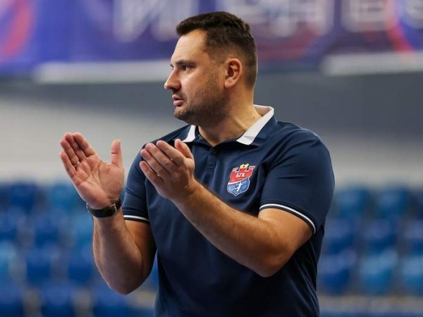 Гандбол. Дмитрий Тихон покинул пост главного тренера "Мешков Брест"
Гандбол. Дмитрий Тихон покинул пост главного тренера "Мешков Брест"