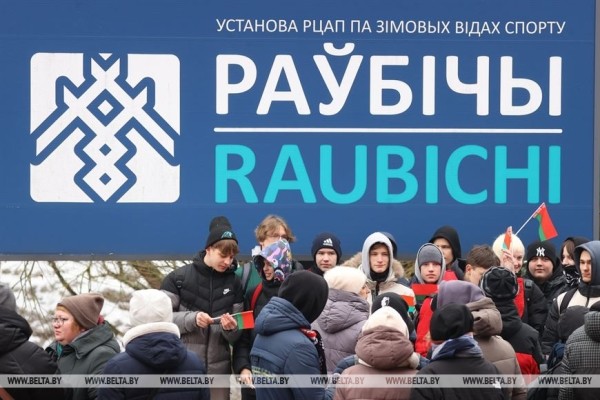 Дмитрий Лукашенко: "Снежный снайпер" помогает ребятам воплотить их мечты в реальность