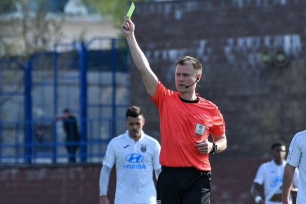 Футбол.  Источник: рефери Дмитрий Доля завершил судейскую карьеру
 