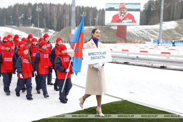 Антон Смольский на финале "Снежного снайпера": юным биатлонистам желаю чистой стрельбы и быстрого хода
