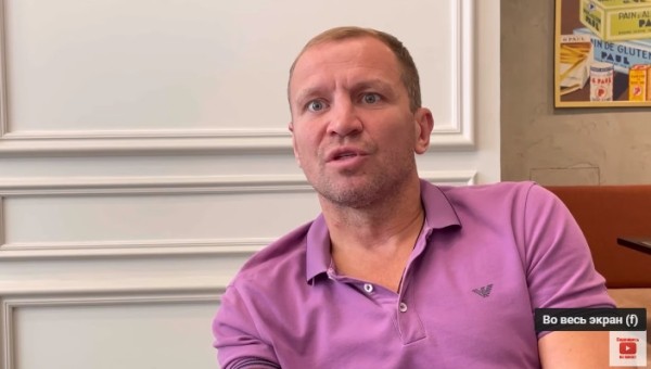 Футбол. Виталий Булыга: белорусы говорят, что добирались сутки. Да я каждую неделю 22 часа в полете был. Отговорки это!
Футбол. Виталий Булыга: белорусы говорят, что добирались сутки. Да я каждую неделю 22 часа в полете был. Отговорки это!