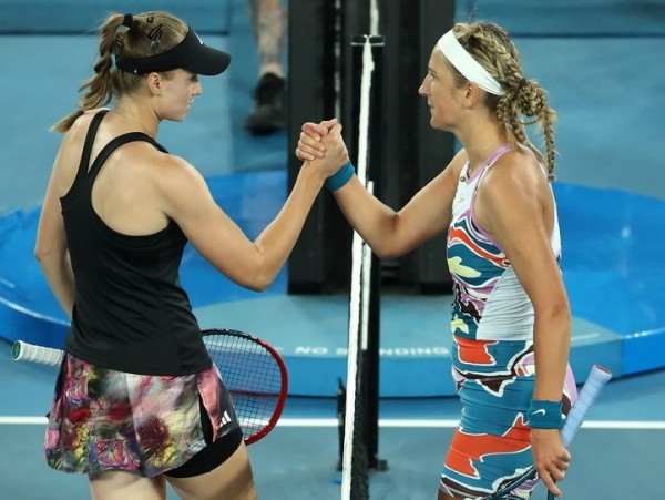 Теннис.  Елена Рыбакина и Виктория Азаренко не попали в основу турнира в Дохе. Им придется играть по три матча квалификации
 