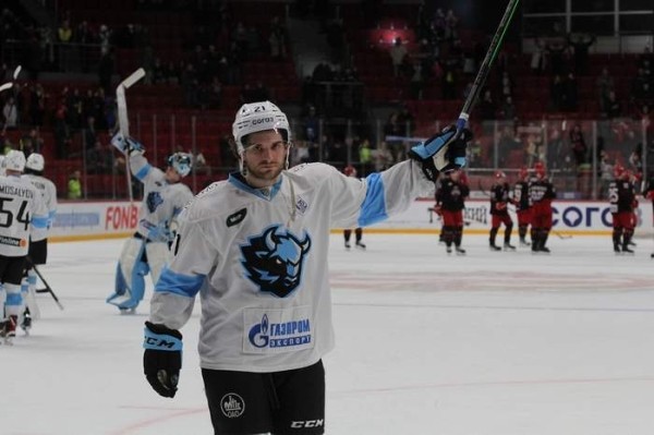 Хоккей. Джозеф Душак признан лучшим защитника февраля в КХЛ
Хоккей. Джозеф Душак признан лучшим защитника февраля в КХЛ