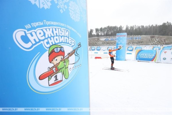 Антон Смольский на финале "Снежного снайпера": юным биатлонистам желаю чистой стрельбы и быстрого хода