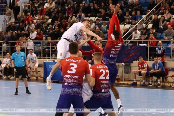 Гандболисты минского СКА обыграли ЦСКА на старте плей-офф SEHA-лиги